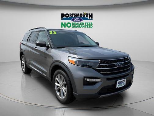 CARBONIZED GRAY METALLIC 2023 Ford Explorer XLT
