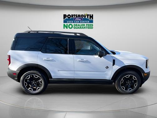 OXFORD WHITE 2025 Ford Bronco Sport OUTER BANKS