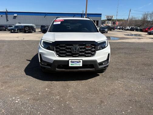 White 2023 Honda Passport TRAILSPORT