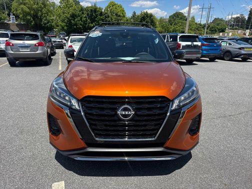 2024 Nissan Kicks SR