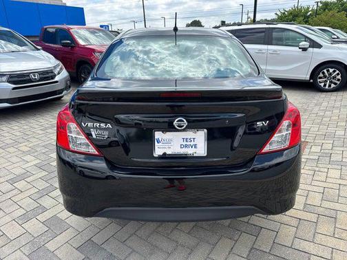 2019 Nissan Versa 1.6 SV