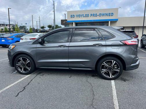 2022 Ford Edge ST