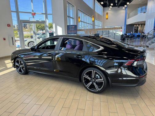 2025 Honda Accord Hybrid Base