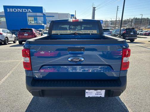 2023 Ford Maverick XL