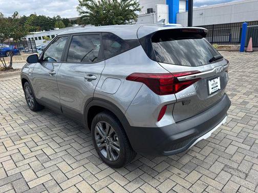 2023 Kia Seltos LX