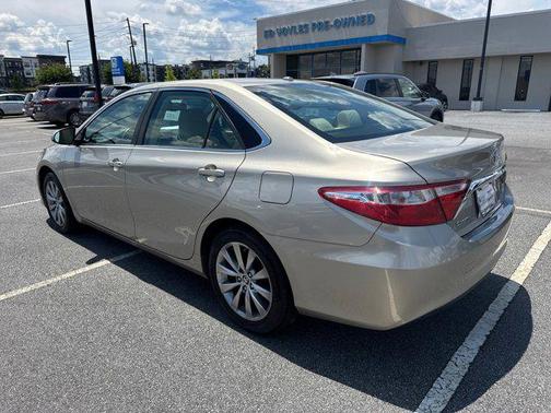 2016 Toyota Camry XLE