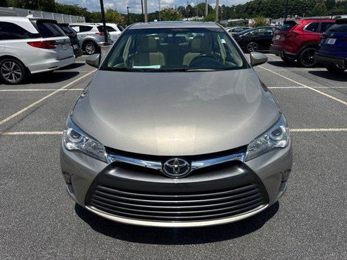 2016 Toyota Camry XLE