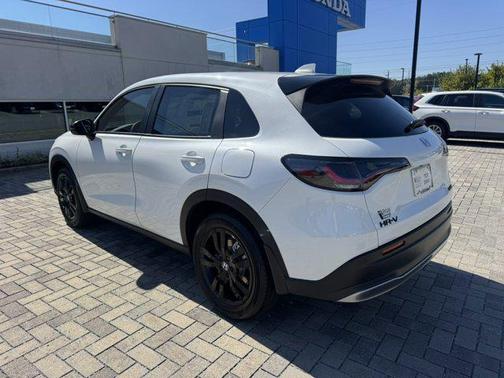 2026 Honda HR-V 2WD Sport