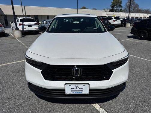 Platinum White Pearl 2026 Honda Accord SE