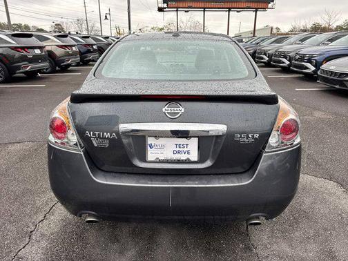 2011 Nissan Altima 3.5 SR