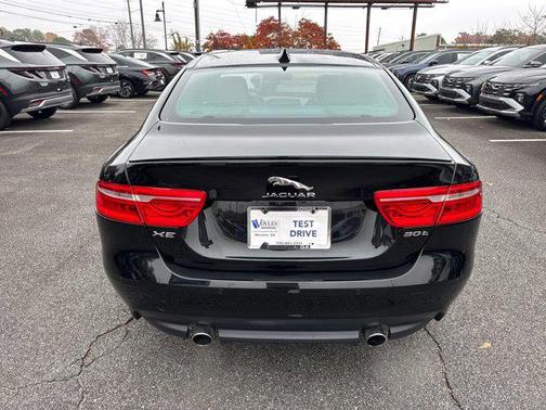 2019 Jaguar XE 30t R-Sport