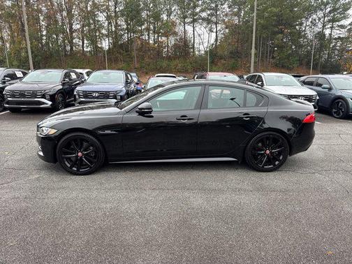 2019 Jaguar XE 30t R-Sport