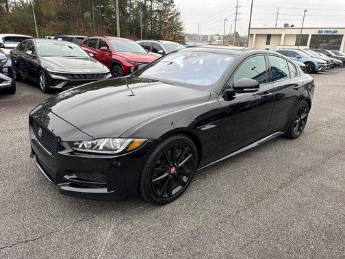 2019 Jaguar XE 30t R-Sport