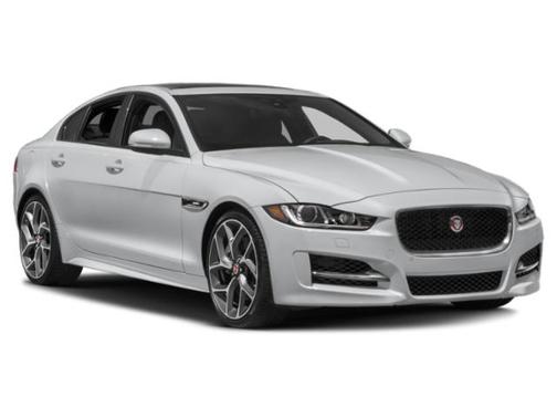 2019 Jaguar XE 30t R-Sport