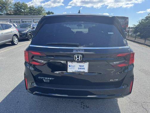 2025 Honda Odyssey Elite