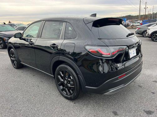 2025 Honda HR-V 2WD Sport