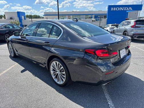 2023 BMW 540 i