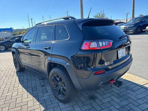 2019 Jeep Cherokee Trailhawk Elite
