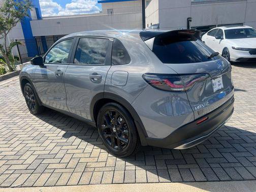 2025 Honda HR-V 2WD Sport