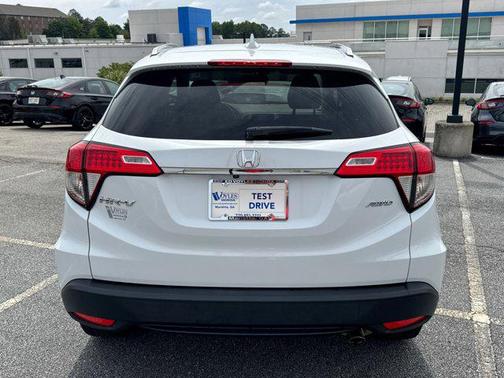 Platinum White Pearl 2022 Honda HR-V EX