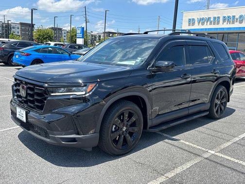 Crystal Black Pearl 2025 Honda Pilot Black Edition