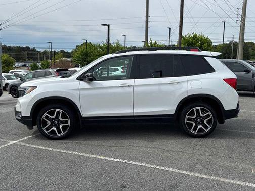 Platinum White Pearl 2022 Honda Passport AWD Elite
