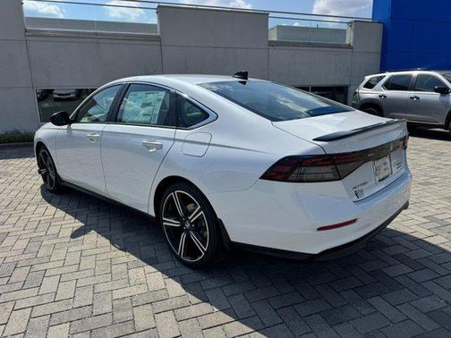 2025 Honda Accord Hybrid Base