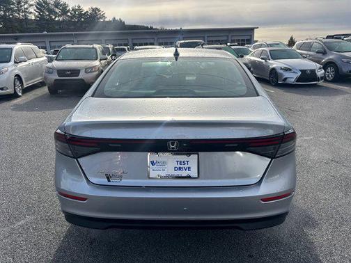 2025 Honda Accord Sport SE 1.5T