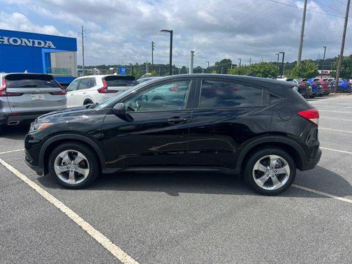 2022 Honda HR-V LX