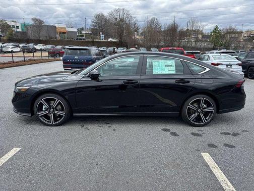 2025 Honda Accord Hybrid Base