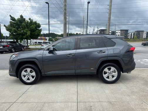 2020 Toyota RAV4 Hybrid XLE
