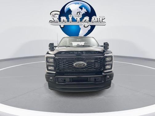 2026 Ford F-350 Lariat Super Duty