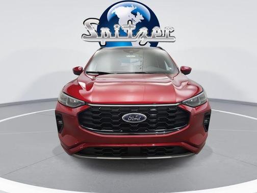 2026 Ford Escape ST-Line Elite