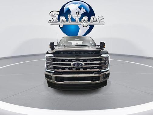 2026 Ford F-350 Lariat Super Duty