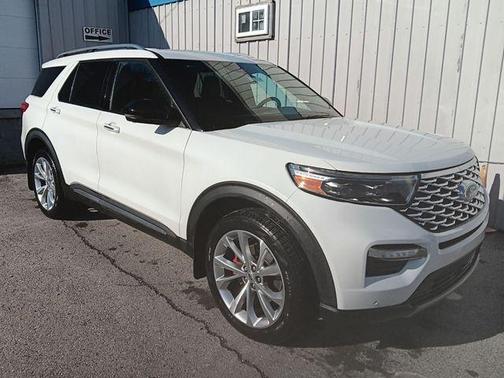 2023 Ford Explorer Platinum