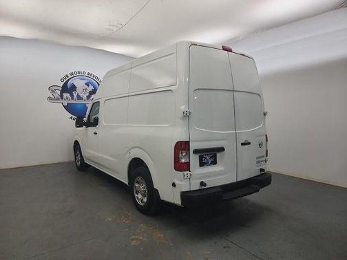 2016 Nissan NV Cargo NV2500 HD SV V6/SV V8