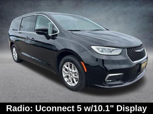 2024 Chrysler Pacifica Touring-L