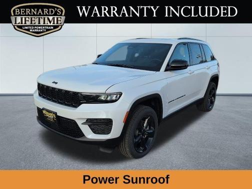 2025 Jeep Grand Cherokee Laredo