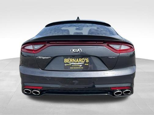2019 Kia Stinger GT2