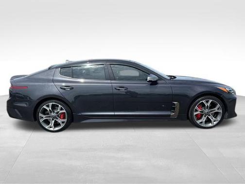 2019 Kia Stinger GT2