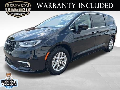 2024 Chrysler Pacifica Touring-L