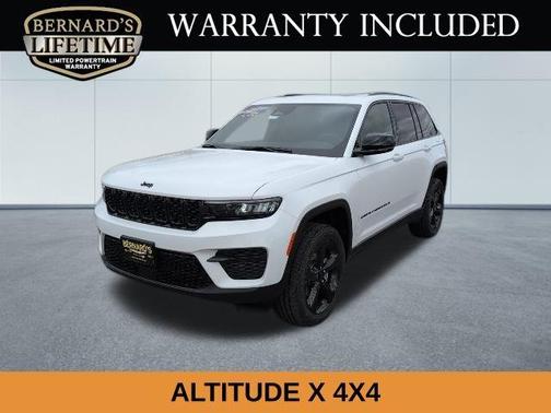 2025 Jeep Grand Cherokee Laredo