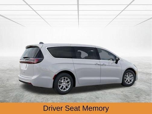 White 2027 Chrysler Pacifica SELECT