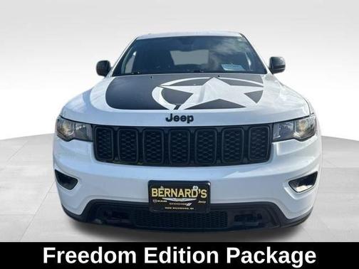 2021 Jeep Grand Cherokee Laredo