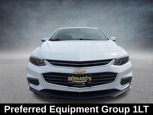 White 2017 Chevrolet Malibu 1LT