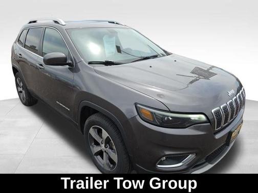Gray 2019 Jeep Cherokee Limited