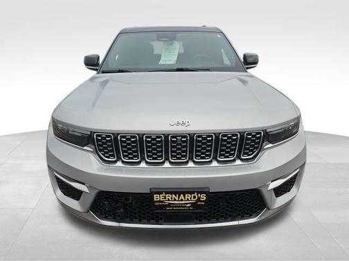 2023 Jeep Grand Cherokee Summit