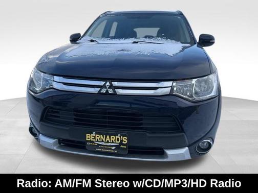 2015 Mitsubishi Outlander SE