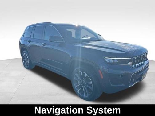 2022 Jeep Grand Cherokee Overland