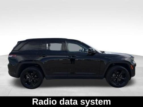 Black 2023 Jeep Grand Cherokee Altitude